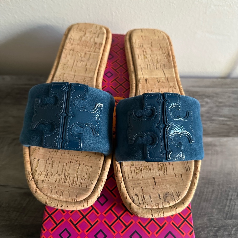 Brand new Tory Burch Double T-Sport Slide. New with box only. Never used
